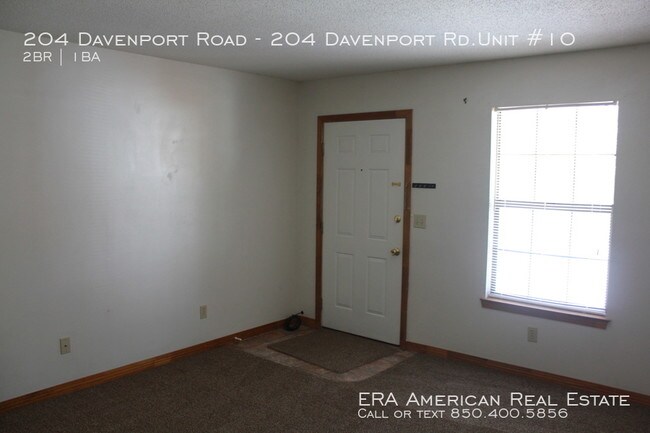 Building Photo - 204 Davenport Rd