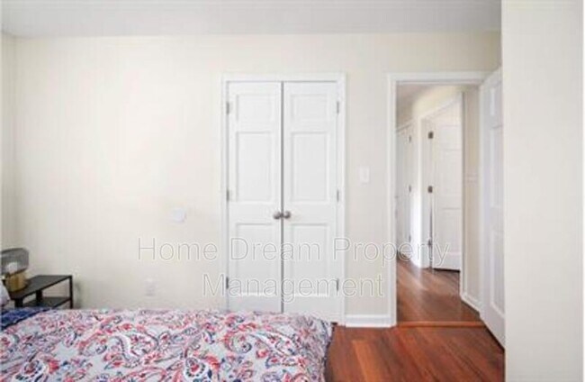 Foto del edificio - 11 Endicott Ln