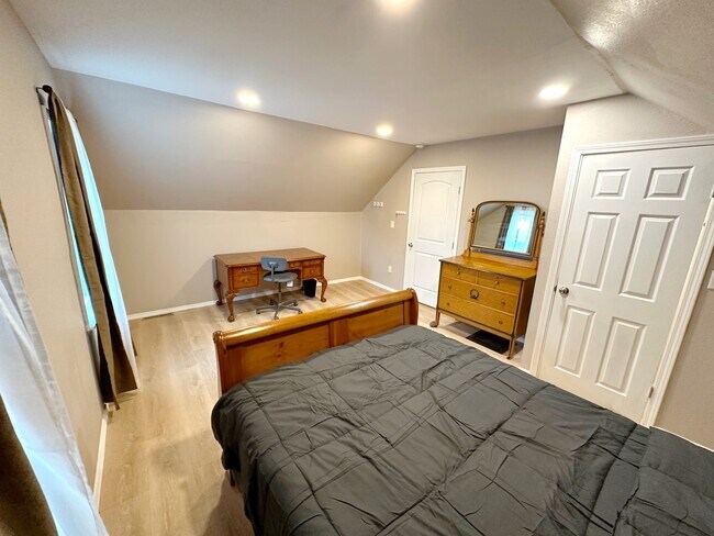 Foto del edificio - 614 Jamesville Ave