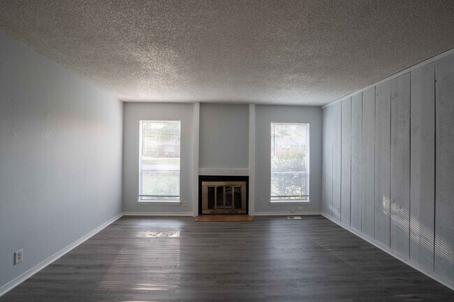 Foto del edificio - S Joplin Ave Duplex