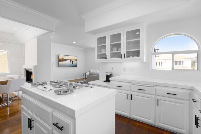Foto del edificio - 1321 W Bay Ave