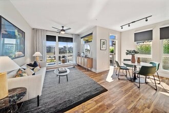 Building Photo - AMLI RiNo