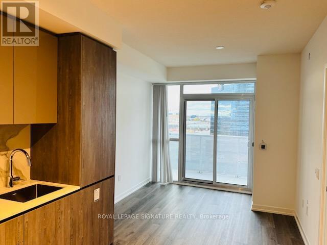 Building Photo - 8 Interchange Wy