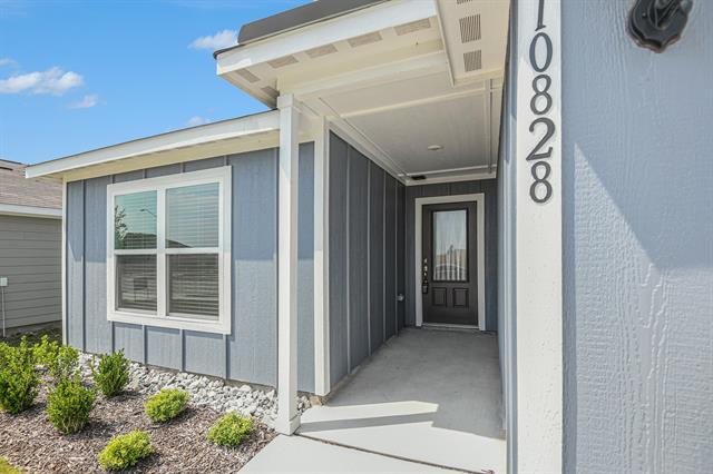 Building Photo - 10828 Gray Mare Dr