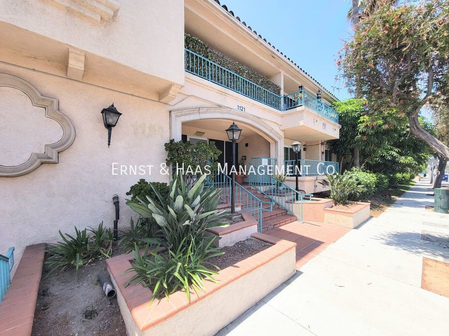 Primary Photo - 1121 Obispo Ave