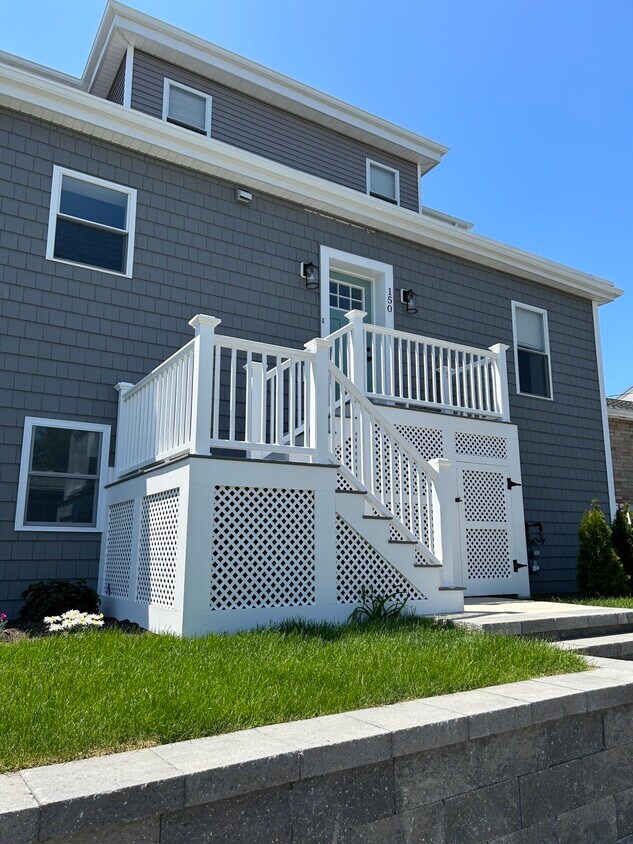 Foto principal - 150 Rumney Rd