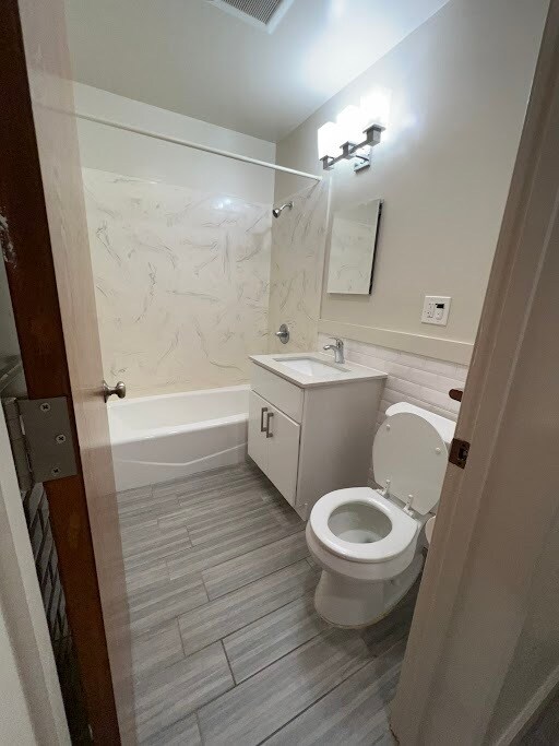 Photo - 2398 Parker St Apartment