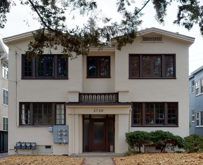 Foto del edificio - 2720 College Ave