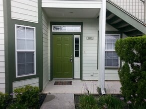 Building Photo - 2935 NE 7th St