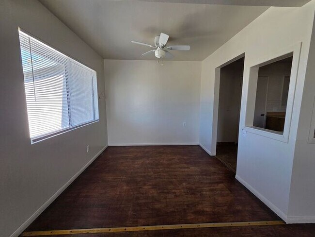 Foto del edificio - Newly available