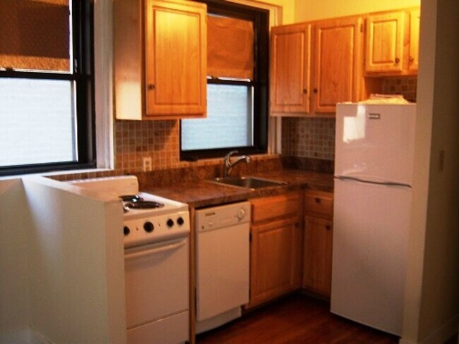 Foto del edificio - 489 Commonwealth Ave