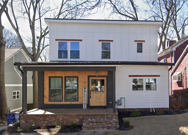 Building Photo - 810 Berkeley Ave NW