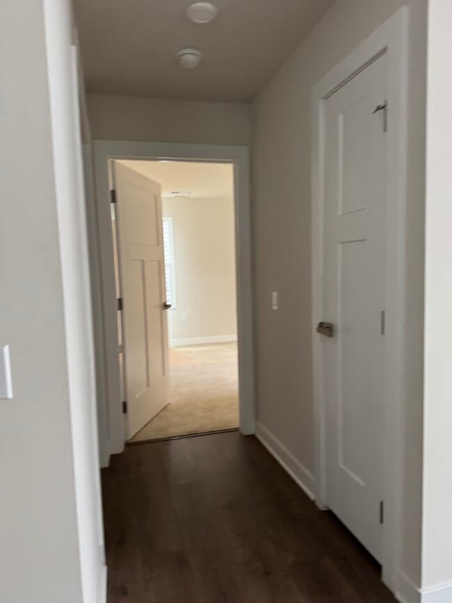 Foto del edificio - 648 Holly Bluff St