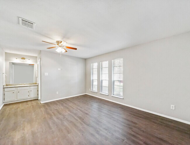 Foto del edificio - 22626 Leedstown Ln