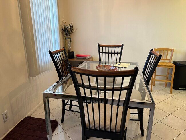 Photo - 167 Dorset D Apartment