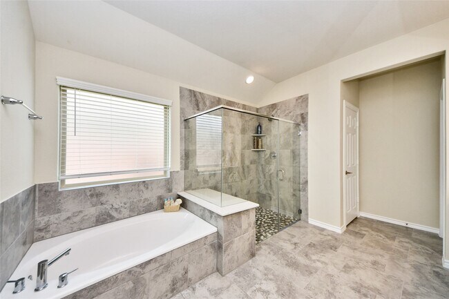 Foto del edificio - 25119 Sundance Park Ln