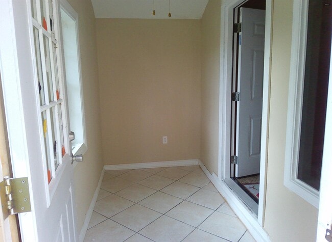 Foto del edificio - 5304 Burkburnett Rd