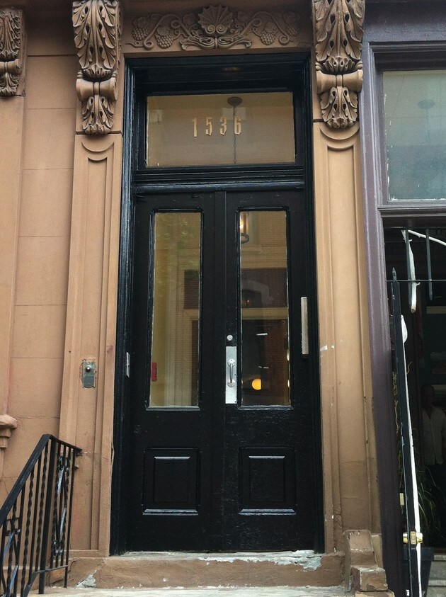 Front Door - 1536 Pine St