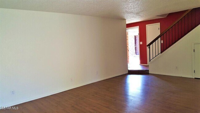 Building Photo - 6611 Dawn Dr