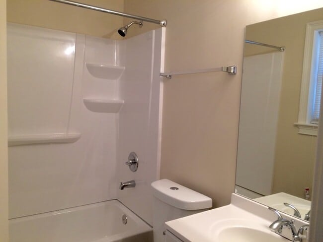 Foto del edificio - 3101 Park Creek Ct