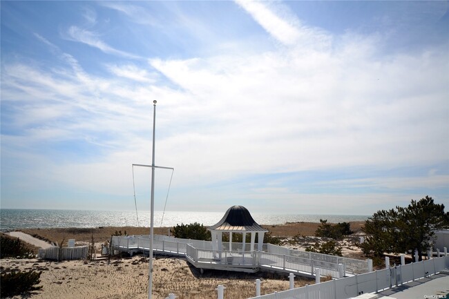 Foto del edificio - 231 Dune Rd