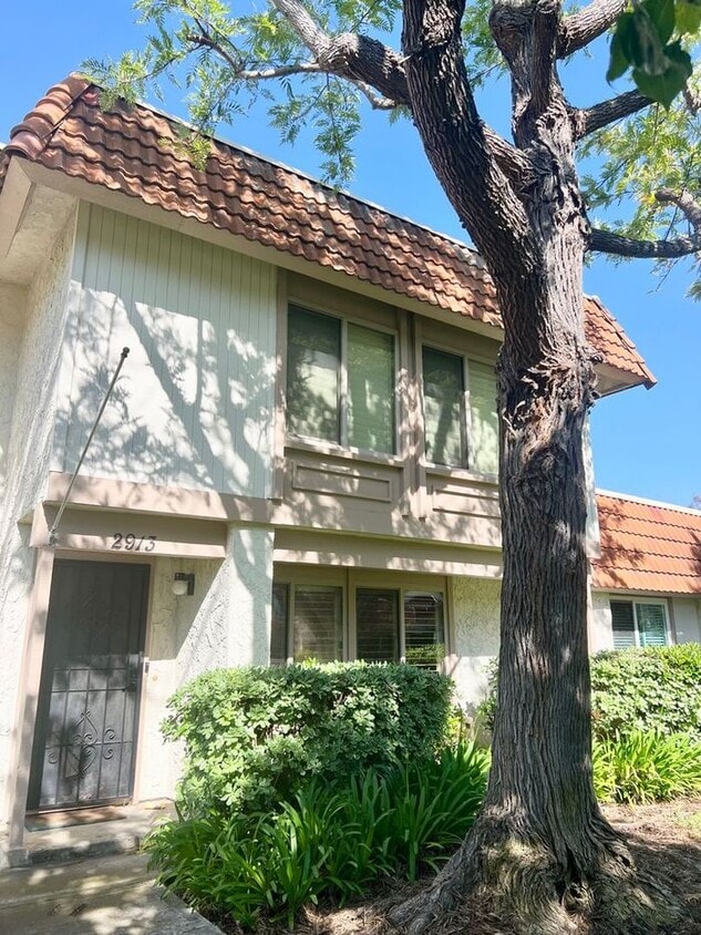 Primary Photo - Spacious 4 BR/2.5 BA Townhouse in Carlsbad...