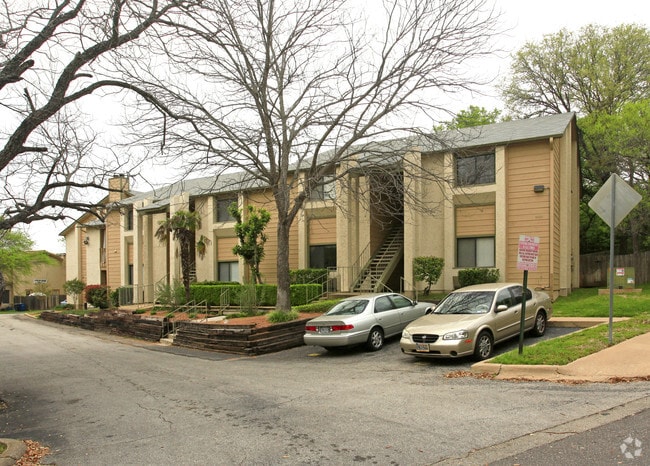 Summerhouse Condominiums