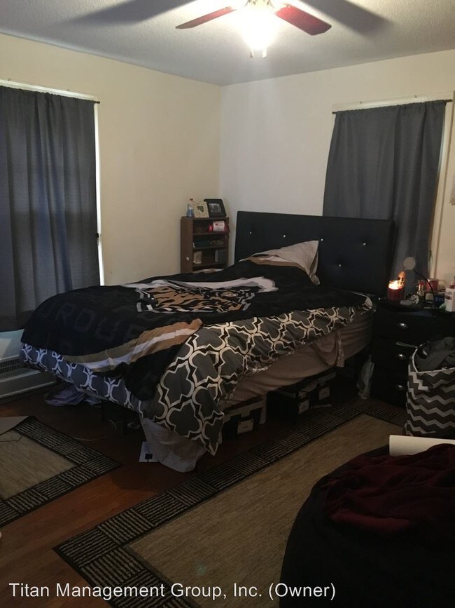Foto del edificio - 4 br, 1.5 bath House - 816 Robinson Street