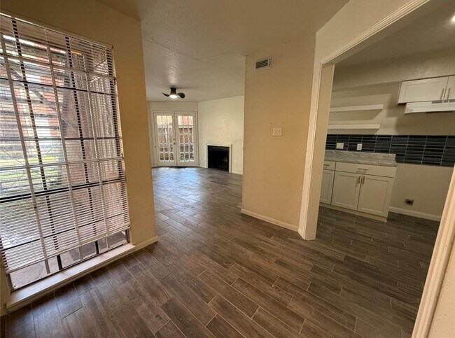 Foto del edificio - 12500 Sandpiper Dr