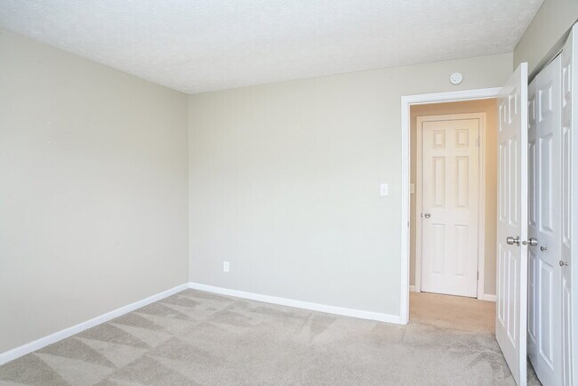 Building Photo - 3903 Bonn Dr