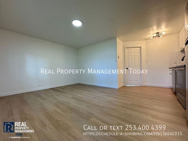 Foto del edificio - 7619 Douglas St W
