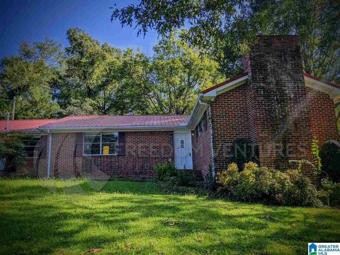 309 20th Ave NE, Center Point, AL 35215 House Rental in Center Point, AL