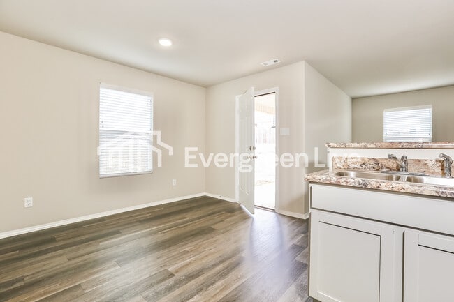 Foto del edificio - 52 Dunnaway Dr