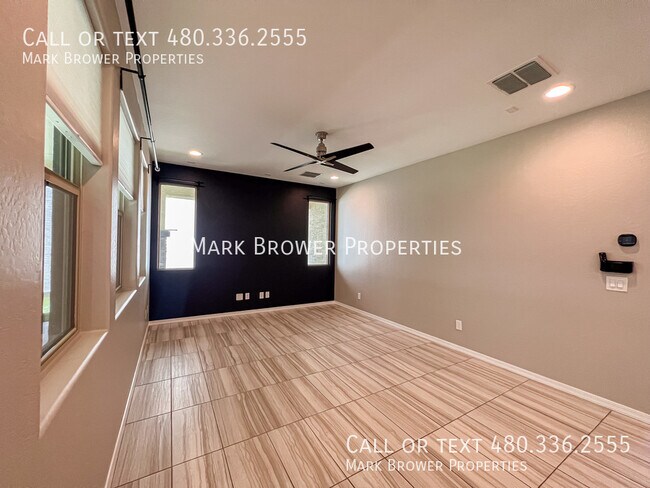 Building Photo - 1102 S Cheri Lynn Dr