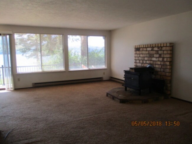 Building Photo - 237 E Sequim Bay Rd