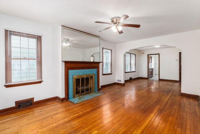 Building Photo - 1295 Wilson Ave
