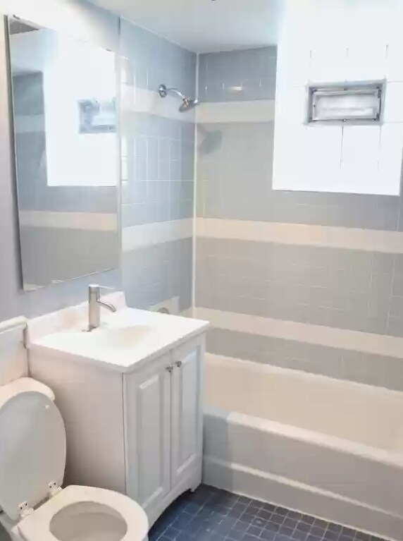 Building Photo - 4155 N Marmora Ave