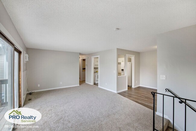 Foto del edificio - 2 Bedroom Townhome In Eagan