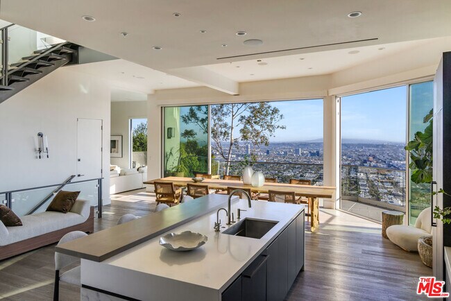 Building Photo - 8572 Hillside Ave