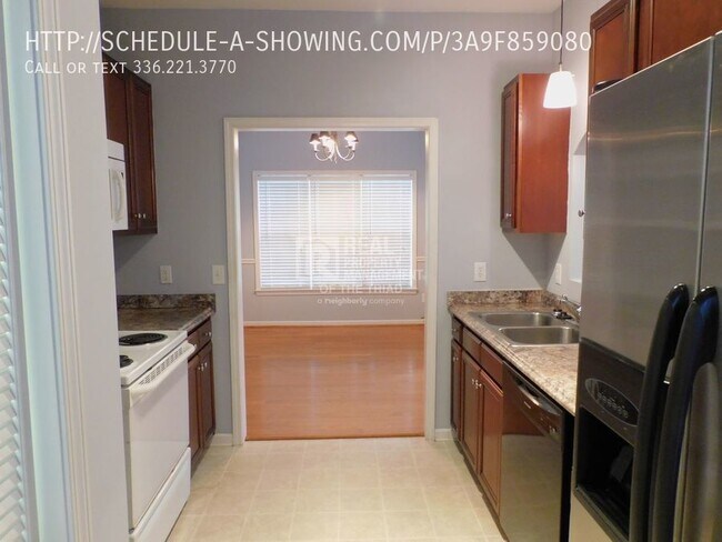 Foto del edificio - 3BD/2.5BA in Reedy Fork!!