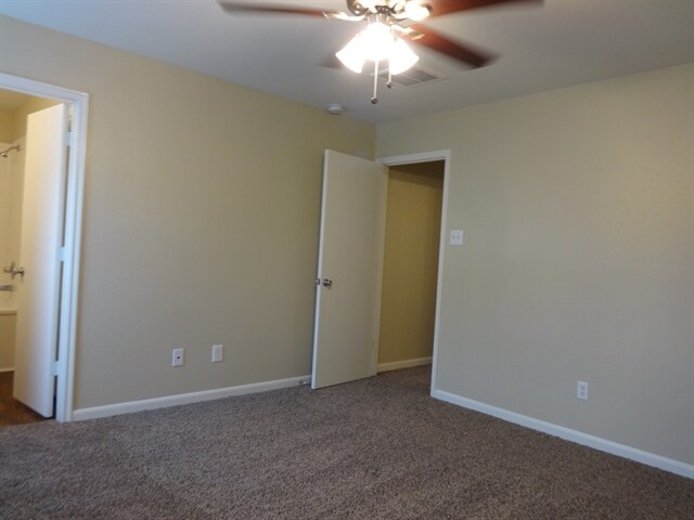 Foto del edificio - 9510 Juniper Place Ct