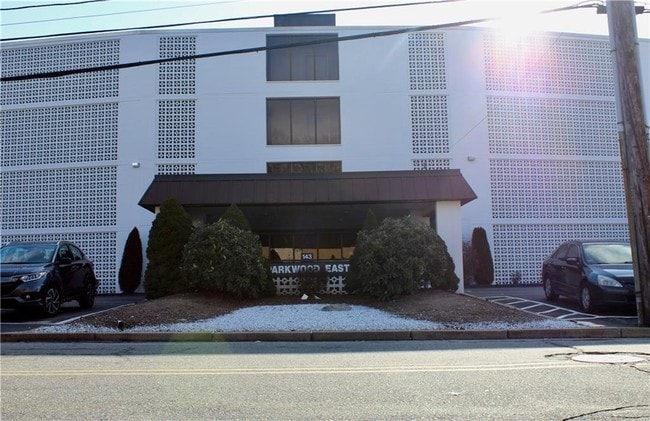 Building Photo - 143 Hoffman Ave