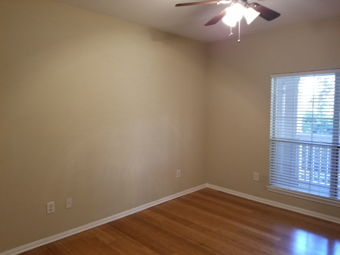 Foto principal - 5641 Roswell Rd