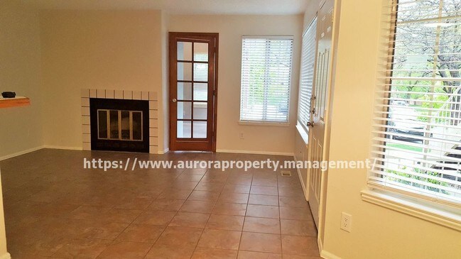 Foto del edificio - 13744 E Lehigh Ave