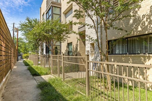 Building Photo - 4111 Newton Ave