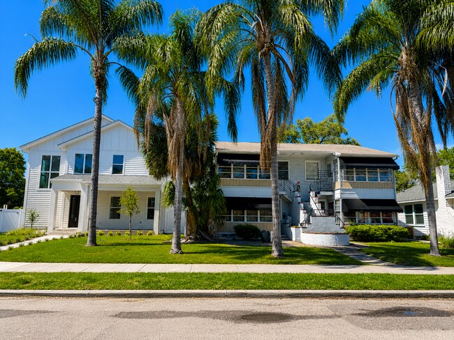 Foto del edificio - 1110 8th St N