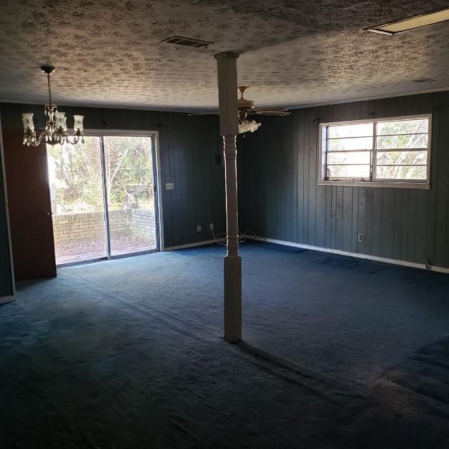 Building Photo - 943 Evans St