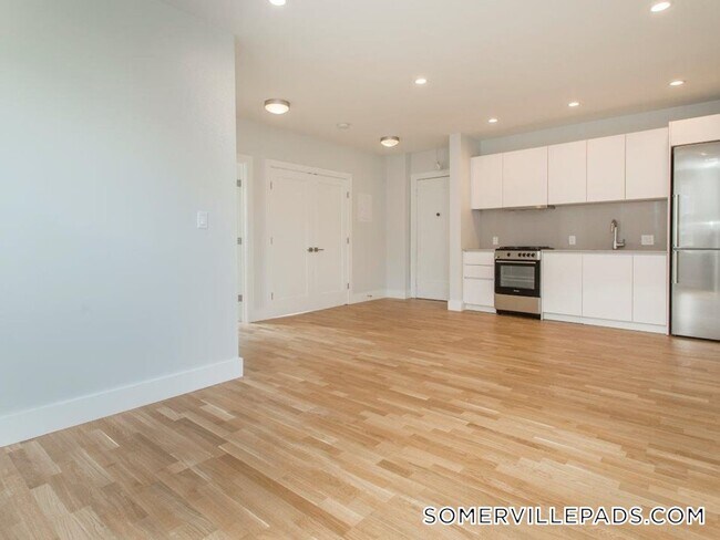 Foto del edificio - 136 Highland Ave