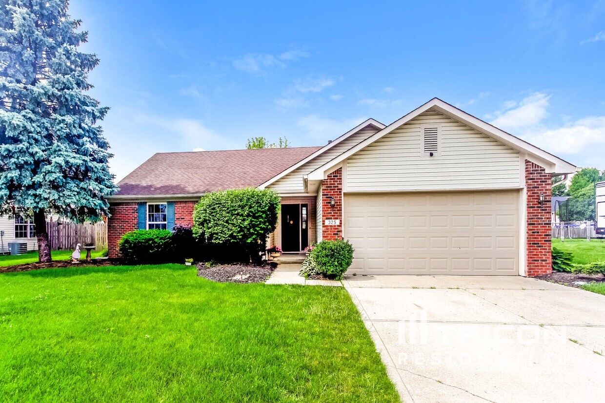 Foto principal - 325 E Delaware St