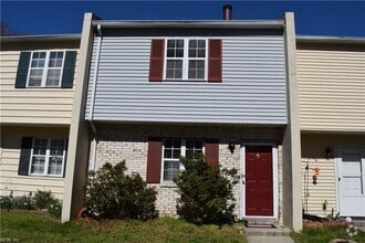 Building Photo - 12773 Woodside Ln